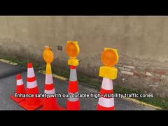 トラフィックコーンと警告灯